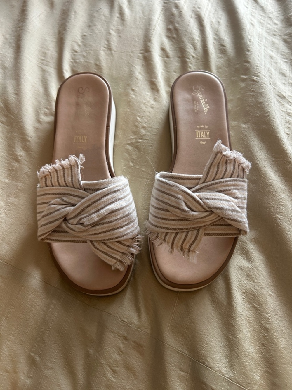 Striped Knot Front Slide Sandals - Beige